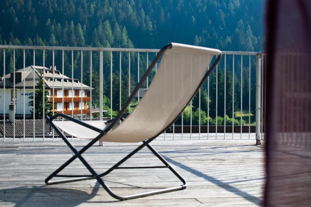 Hotel Kube Фольгария Экстерьер фото