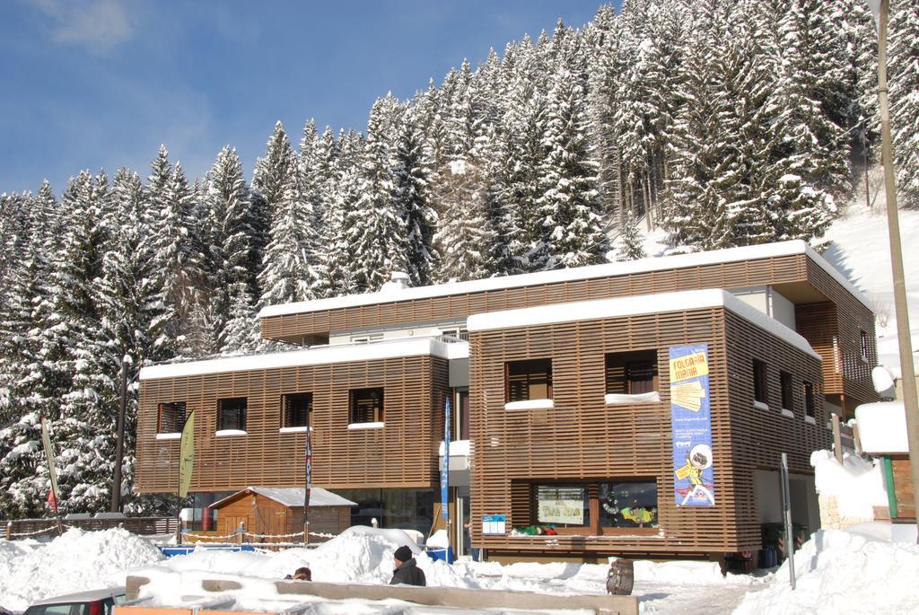 Hotel Kube Фольгария Экстерьер фото