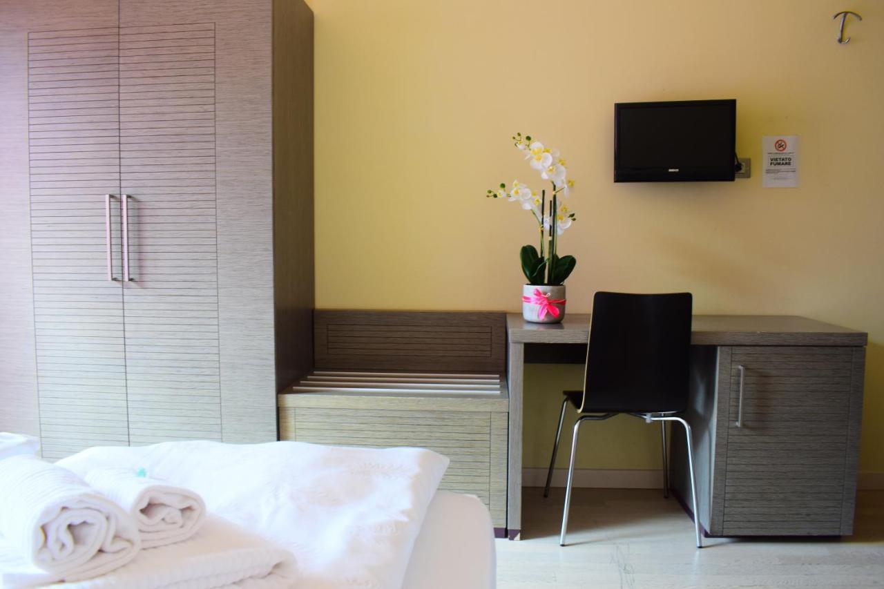 Hotel Kube Фольгария Экстерьер фото